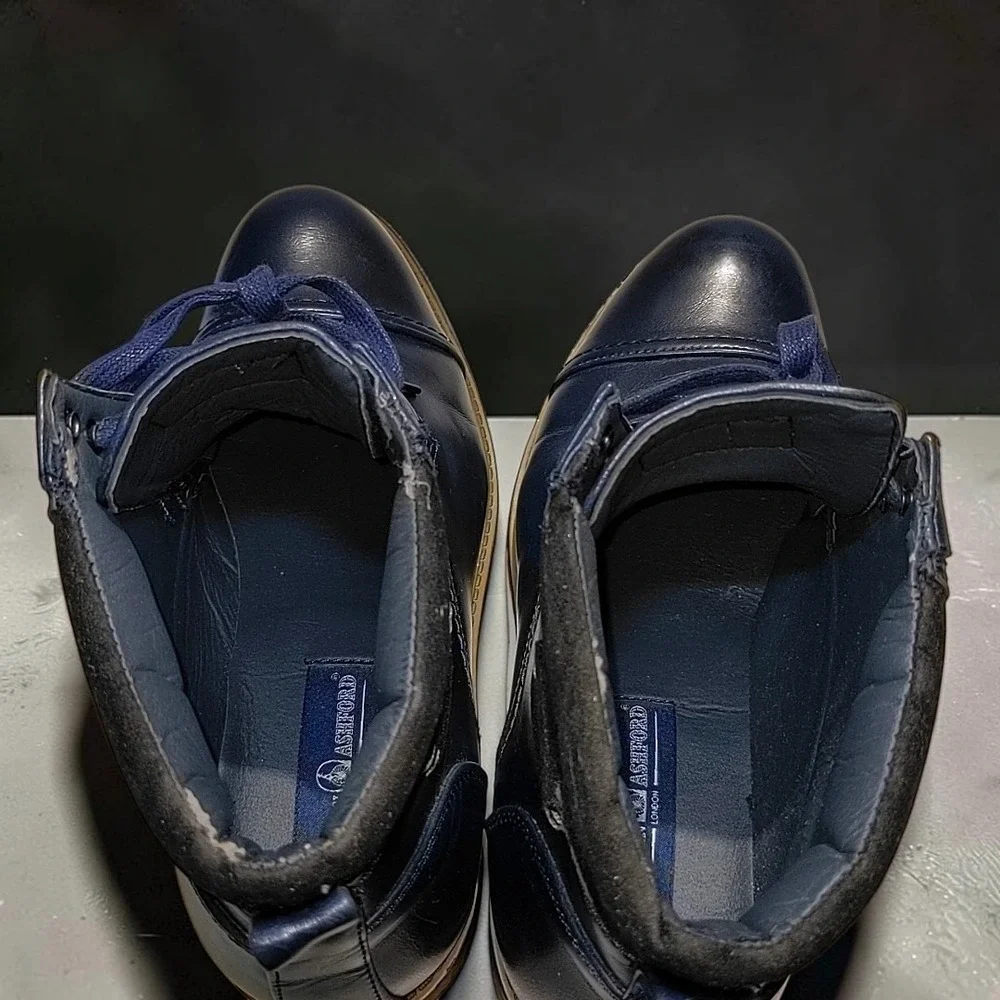 Mens Navy Blue Faux Leather Cap Toe Boots Size 11 Lug Sole Laced
